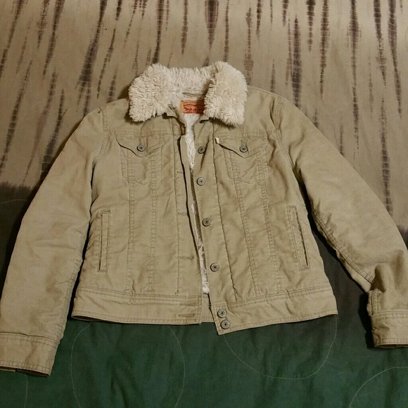 womens levi jacket with fur